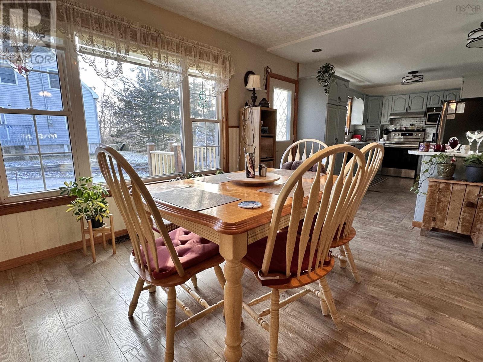 Property 8 of 37 of 15 Dexter Avenue