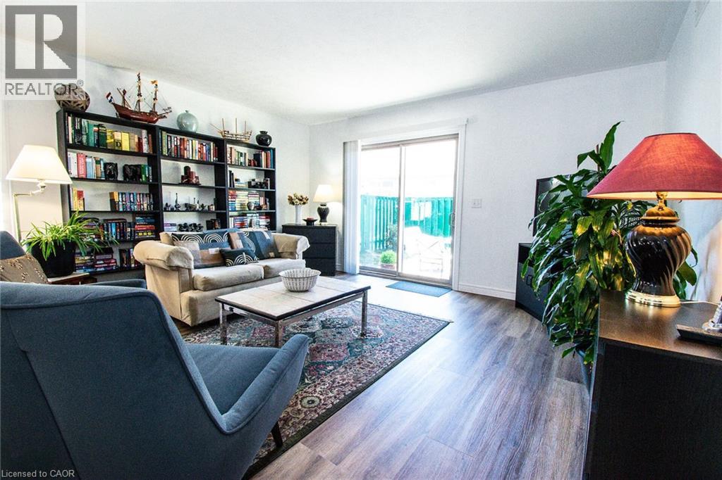 108 FOREST Street E - 12