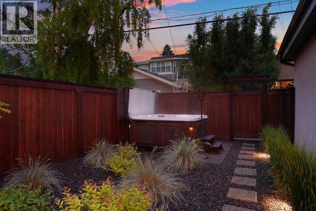 Single Family House for Sale in   Street SW Altadore Calgary 