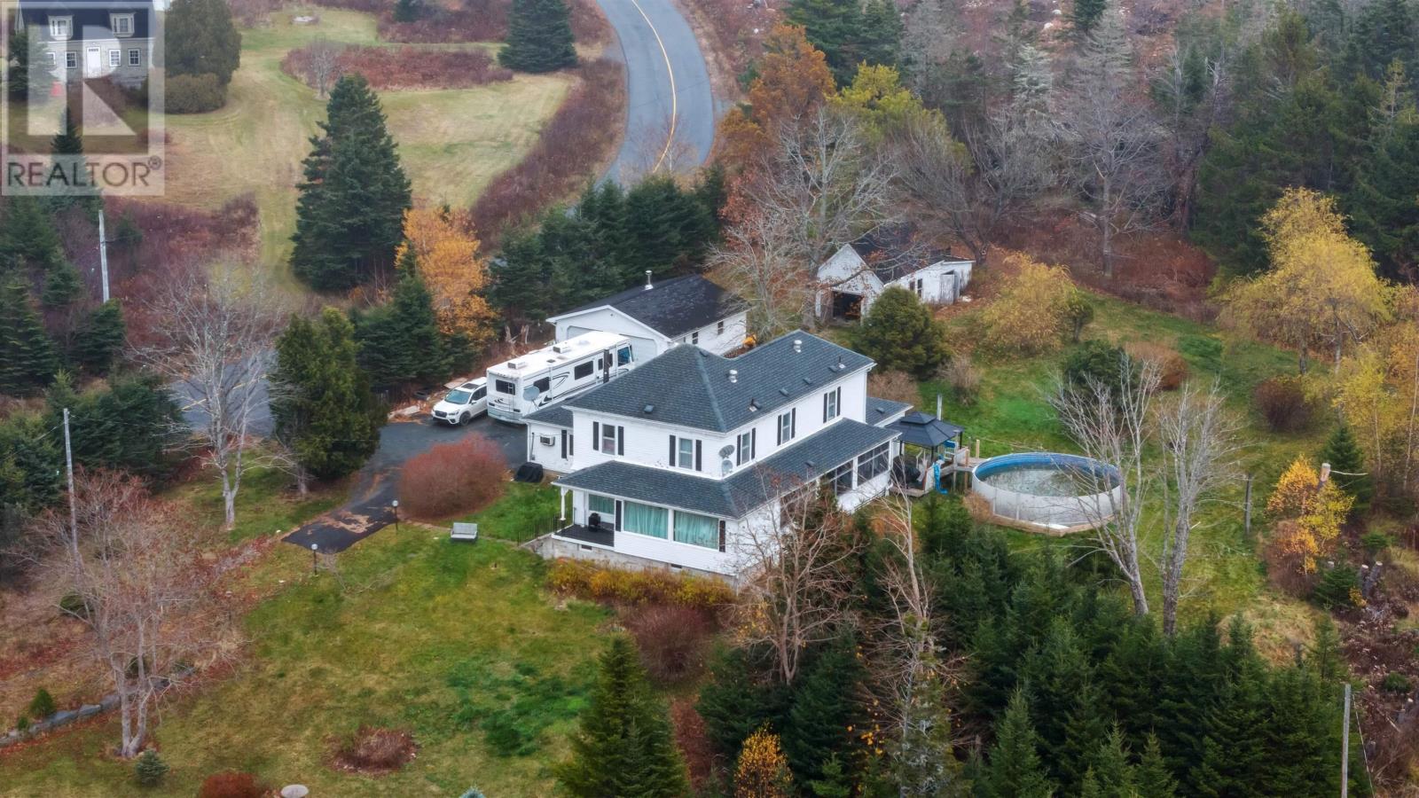 Property 27 of 32 of 8 Dufferin Mines Road