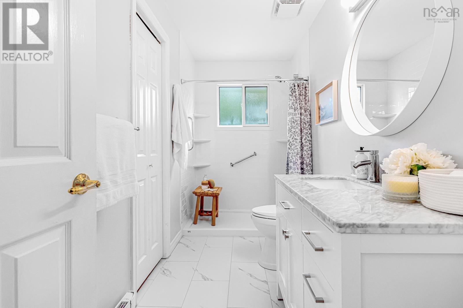 Property 18 of 51 of 19 Walker Street