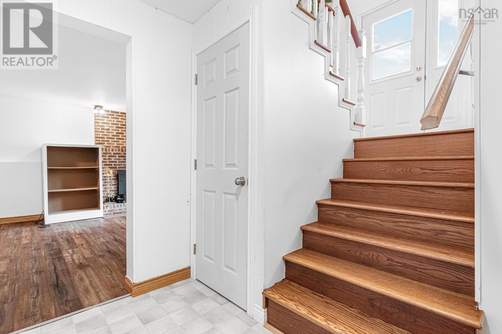 Property 24 of 51 of 19 Walker Street