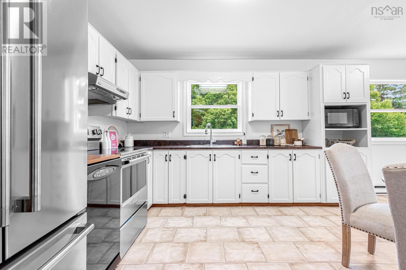 Property 5 of 51 of 19 Walker Street