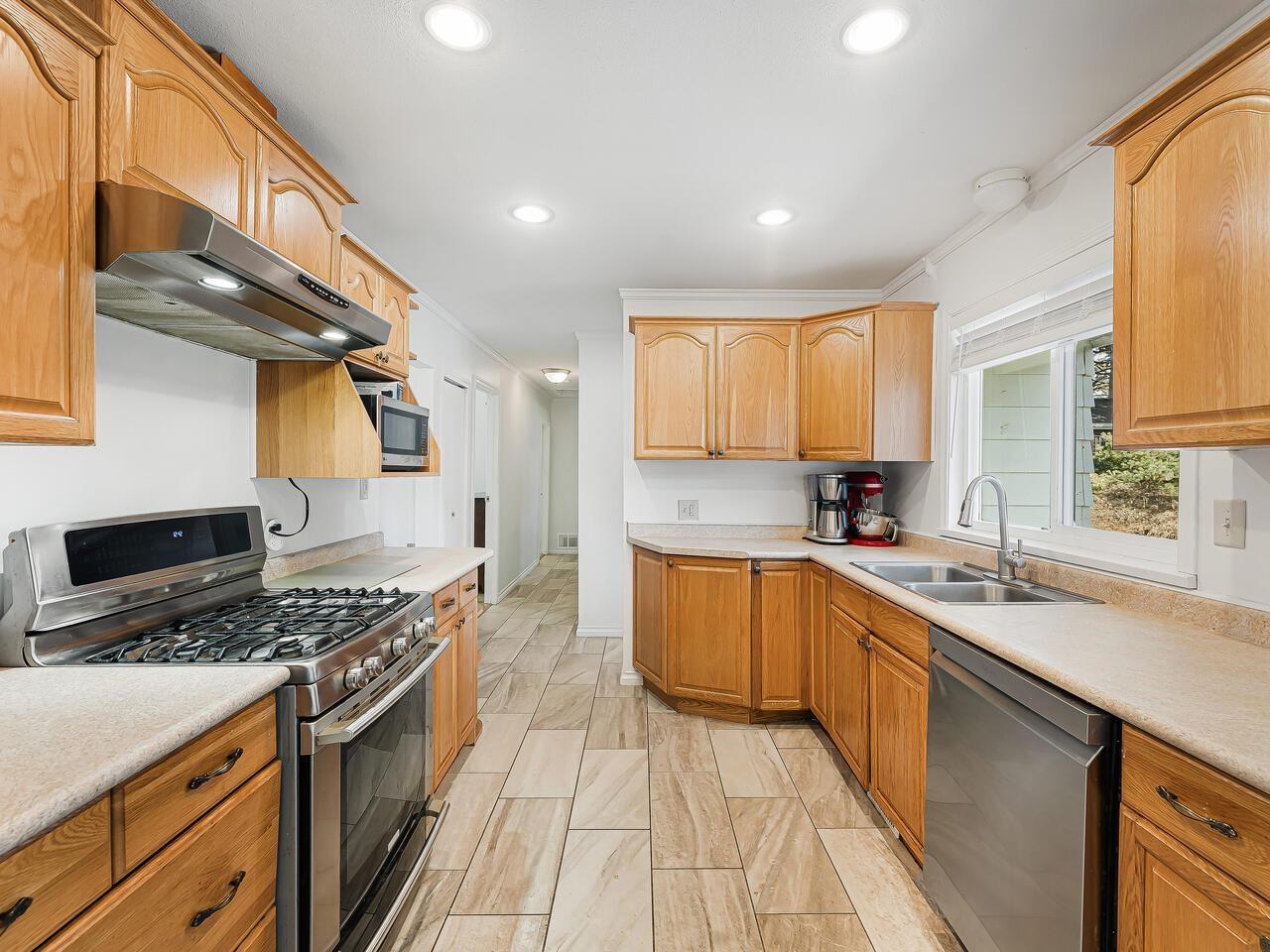 3538 196 STREET, Langley