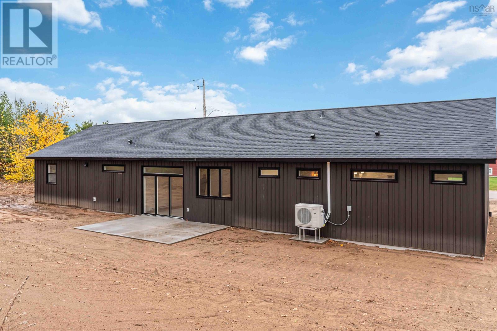 Property 48 of 51 of 16 Cynthia Drive, Champlain Heights