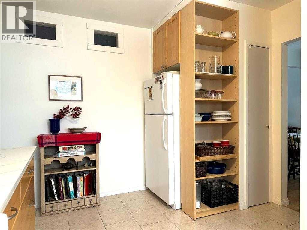 Single Family House Bungalow for Sale in  Worcester Drive SW Wildwood Calgary 