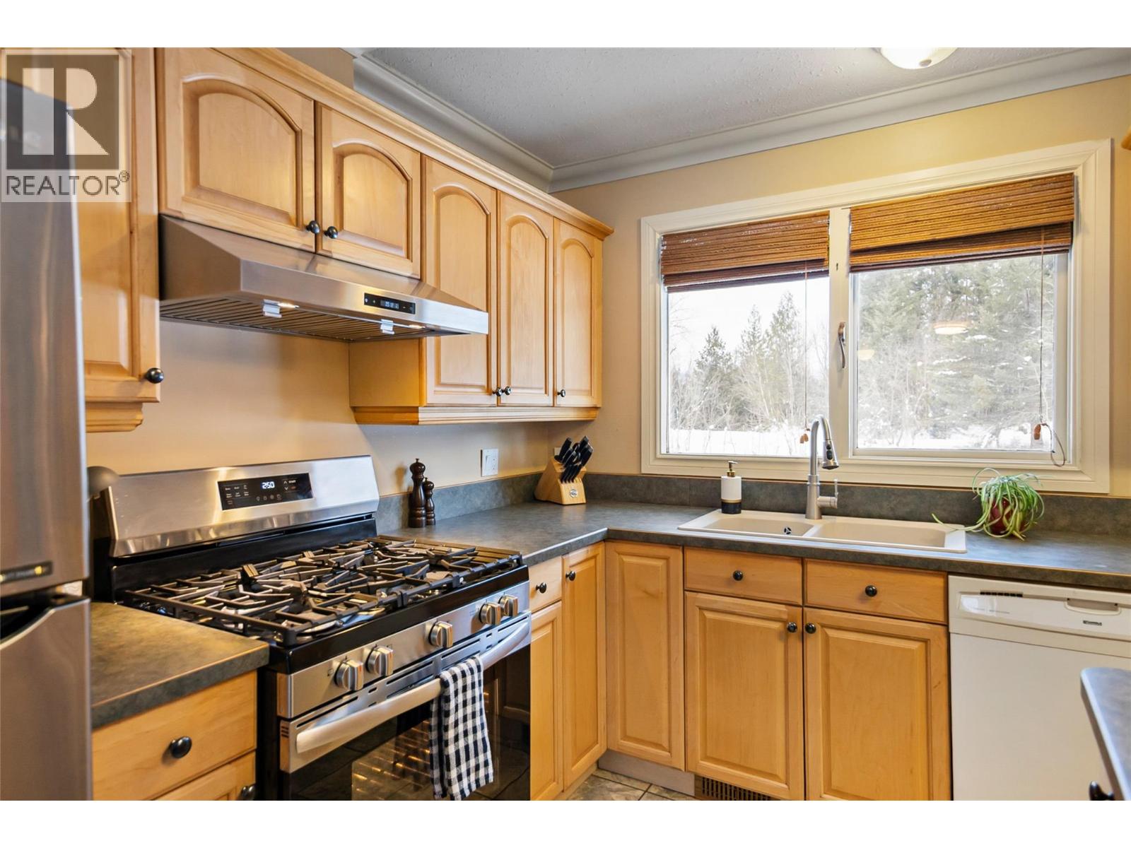 1314 Pratico Road, Revelstoke