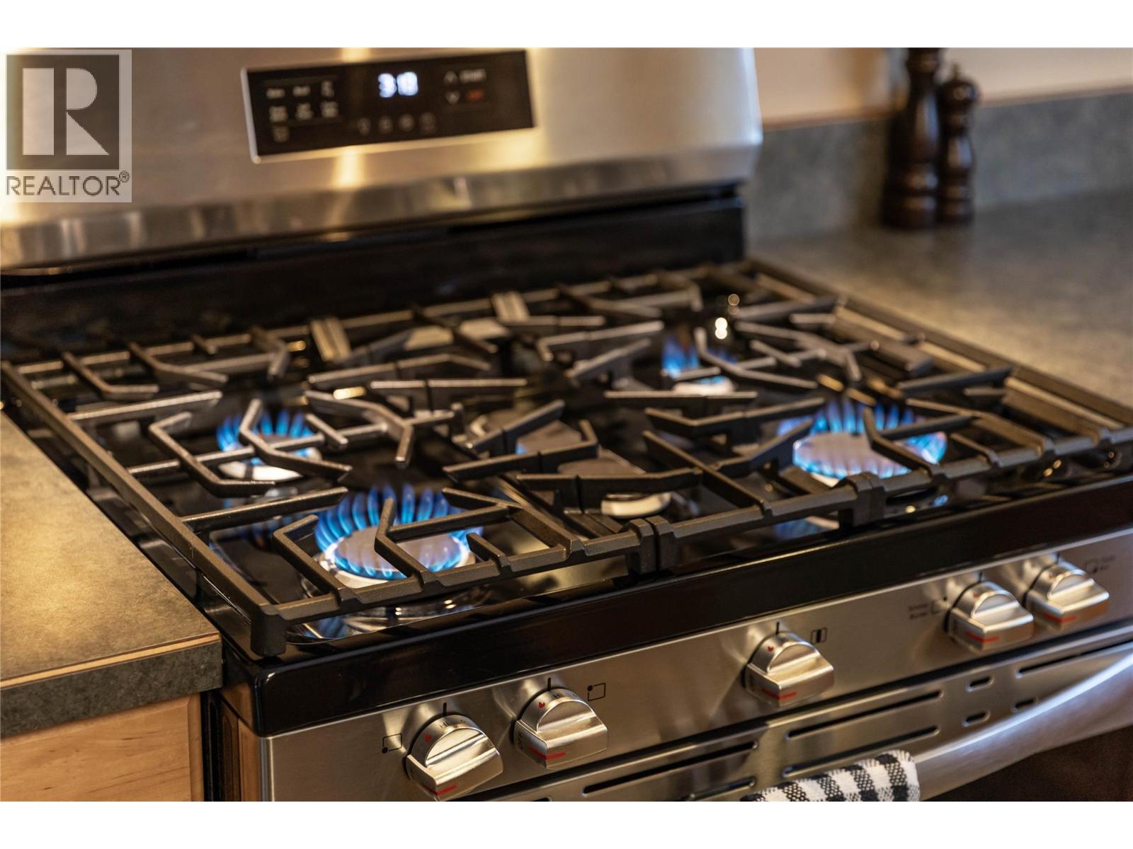 1314 Pratico Road, Revelstoke