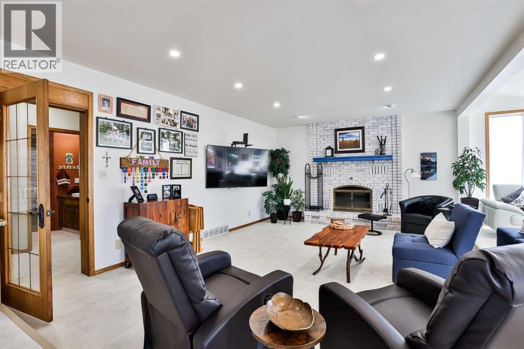 Single Family House for Sale in   Avenue S Glendale Lethbridge 