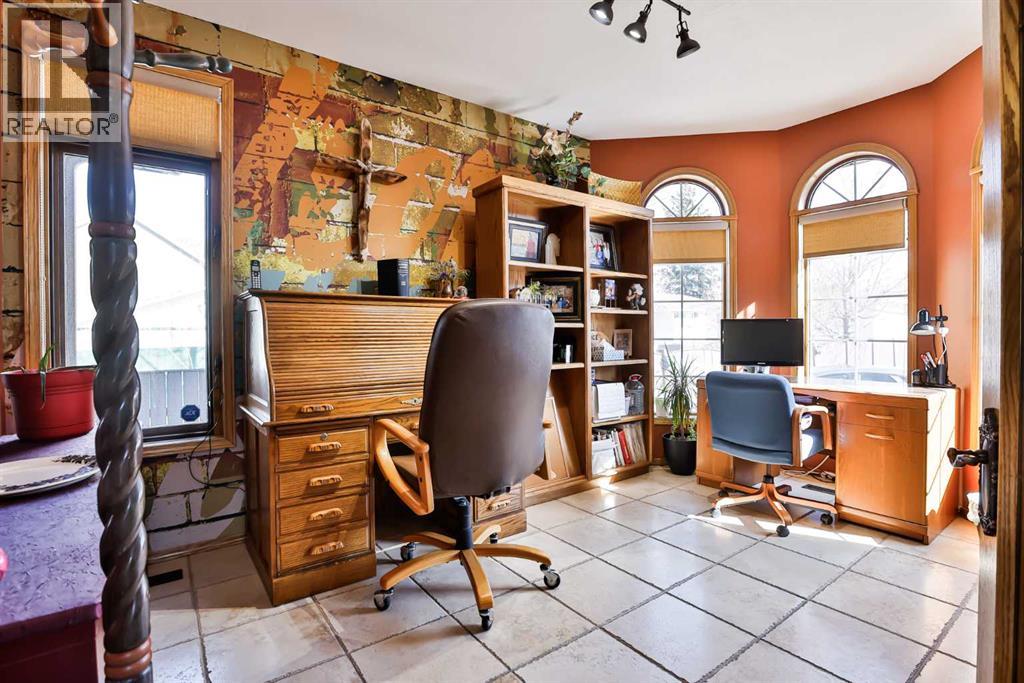 Single Family House for Sale in   Avenue S Glendale Lethbridge 