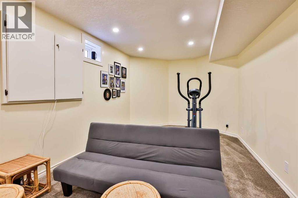 Single Family House for Sale in   Avenue S Glendale Lethbridge 