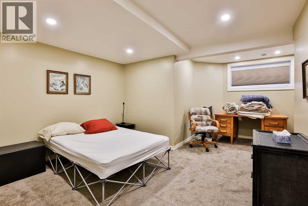 Single Family House for Sale in   Avenue S Glendale Lethbridge 