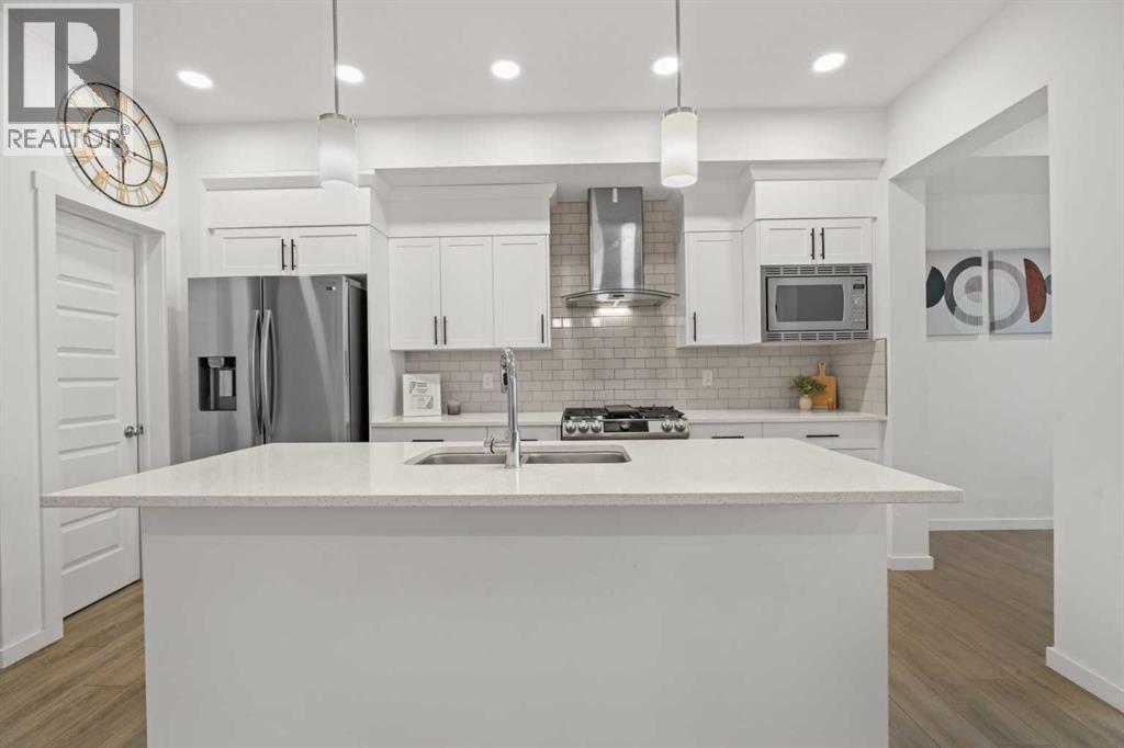 Single Family House for Sale in  Creekstone Way SW Pine Creek Calgary 