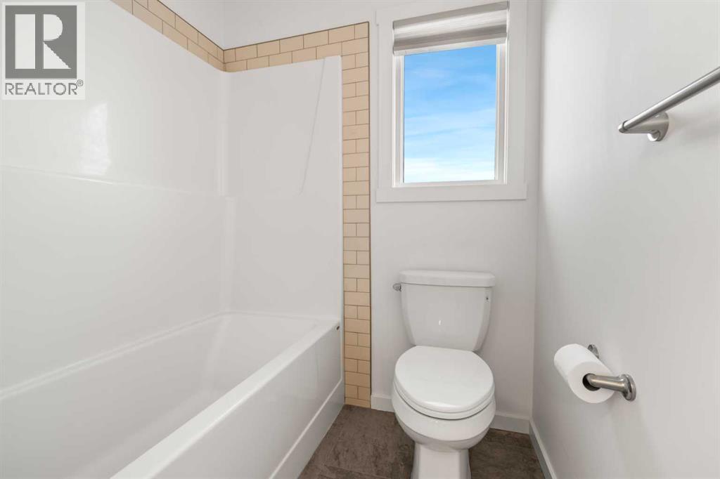 Single Family House for Sale in  Creekstone Way SW Pine Creek Calgary 