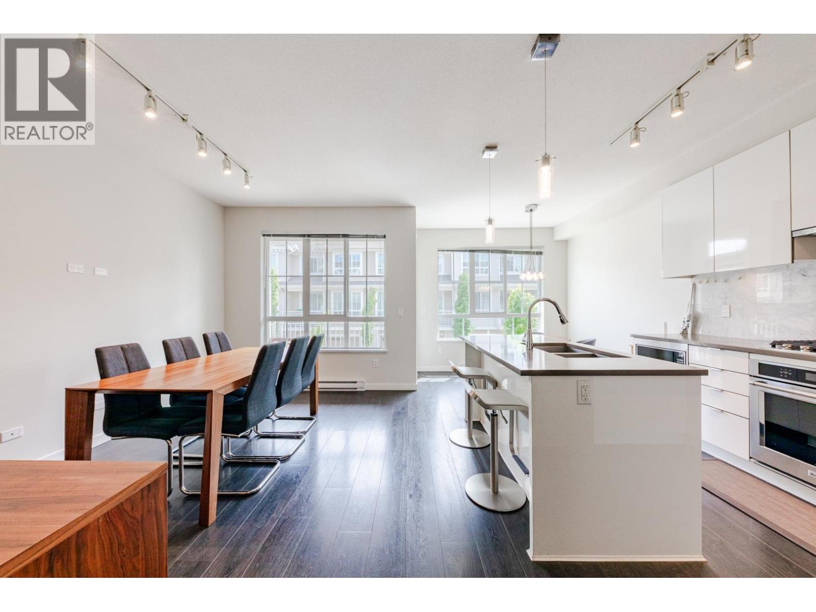 #54-5510 ADMIRAL Way, Delta