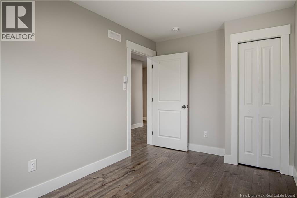 53 Rockingstone Drive - 17