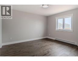 53 Rockingstone Drive, photo 13