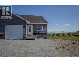 53 Rockingstone Drive, photo 2