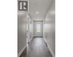 47 Rockingstone Drive, photo 2
