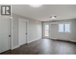 47 Rockingstone Drive, photo 9