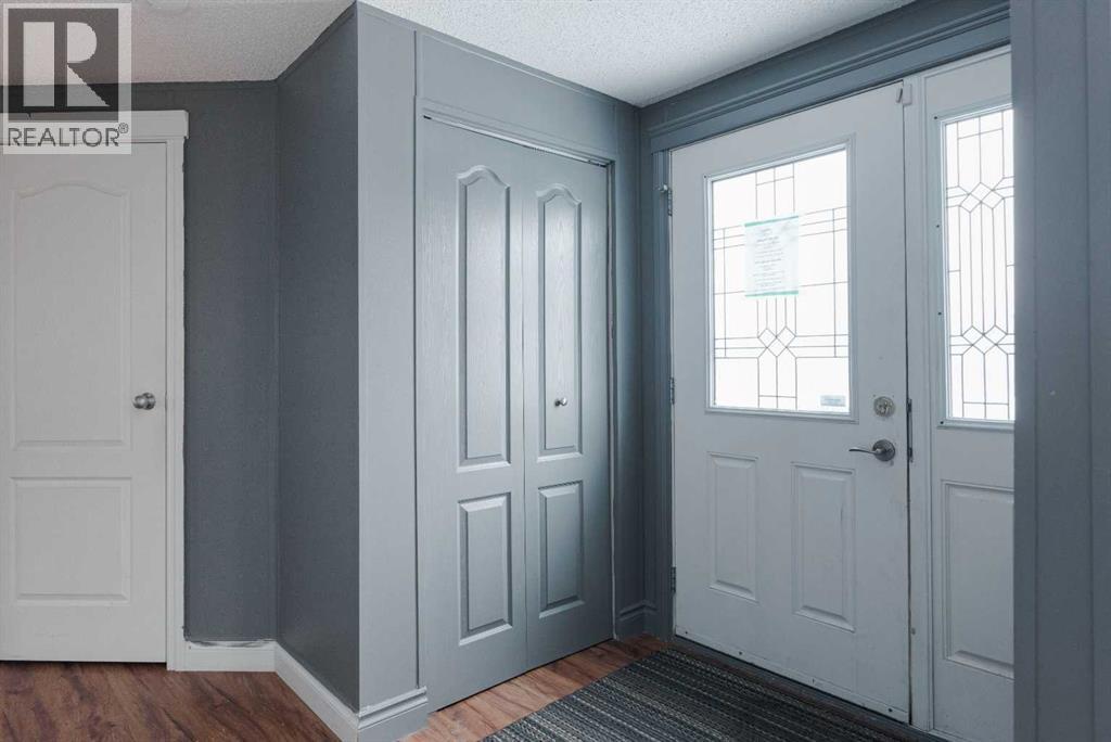 101 Balsam Way, Fort McMurray