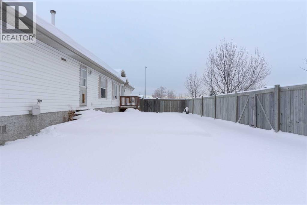 101 Balsam Way, Fort McMurray