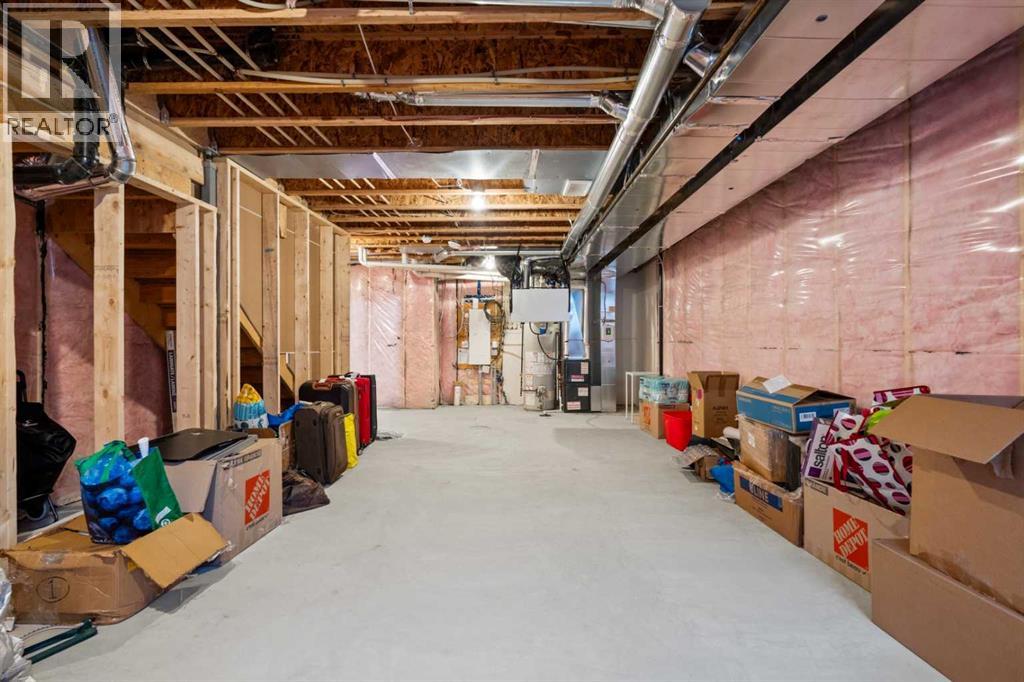 Single Family House for Sale in  Edith Road NW Glacier Ridge Calgary 