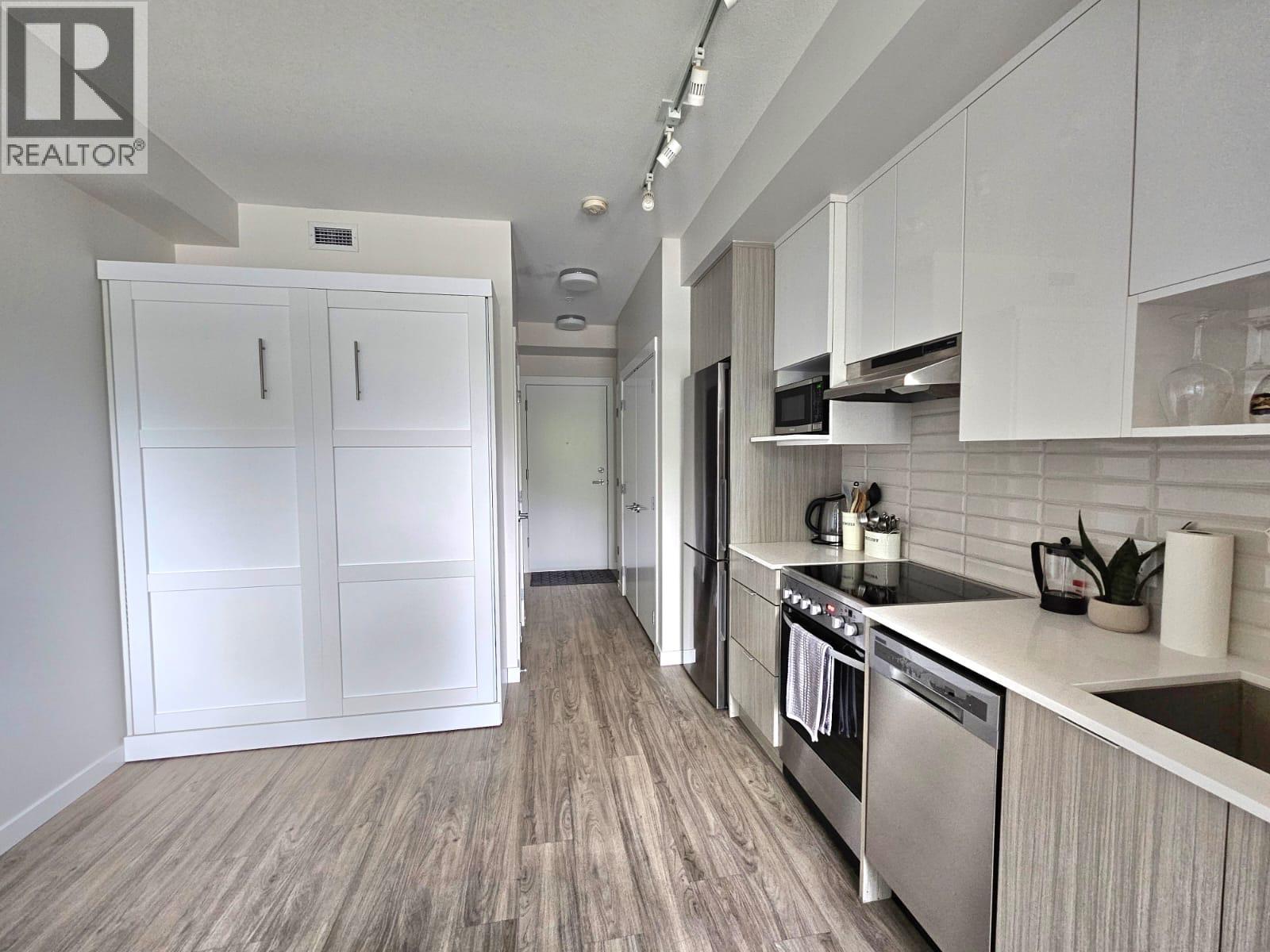 1800 Richter Street Unit# 102, Kelowna