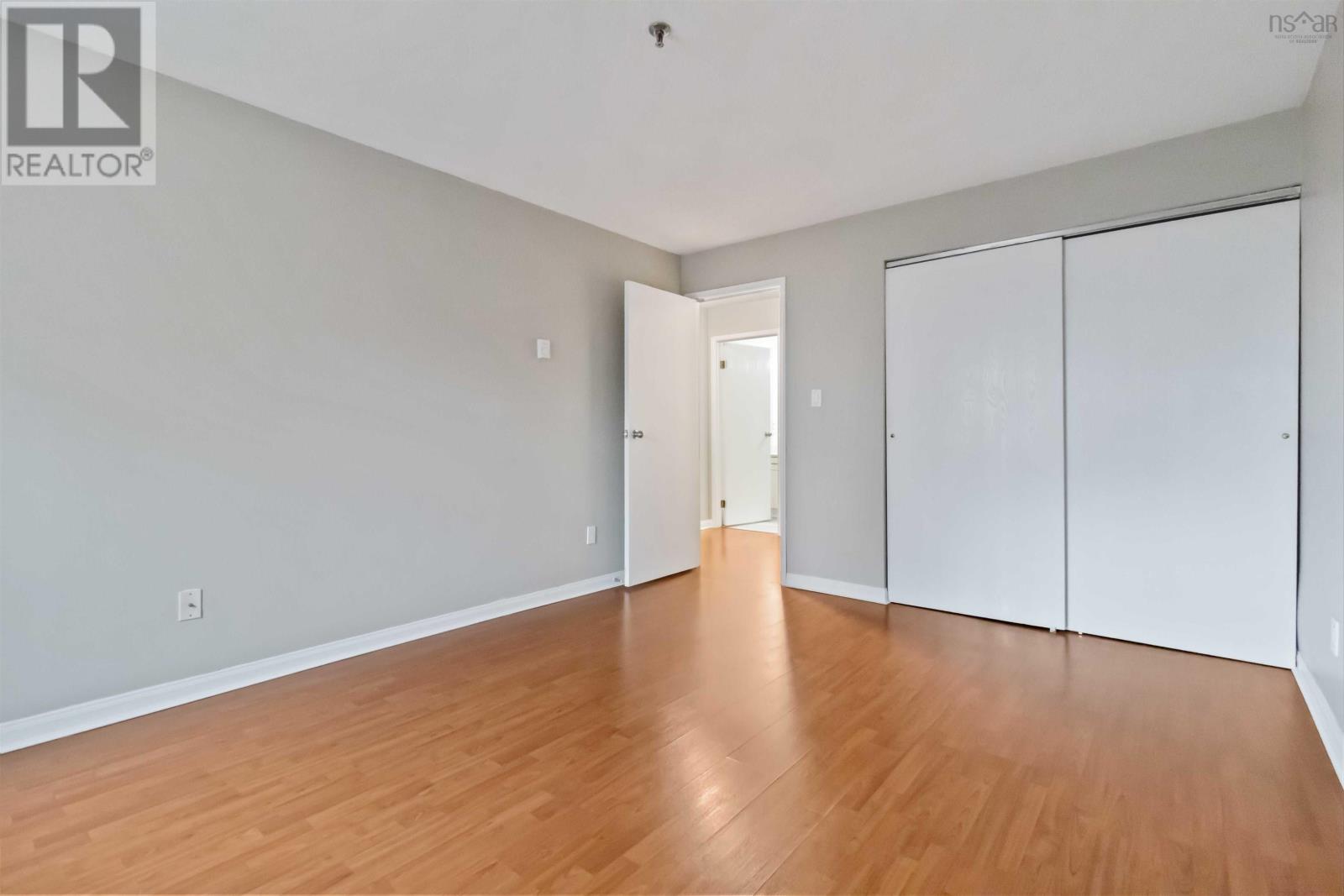 Property 26 of 31 of 408 51 River Lane