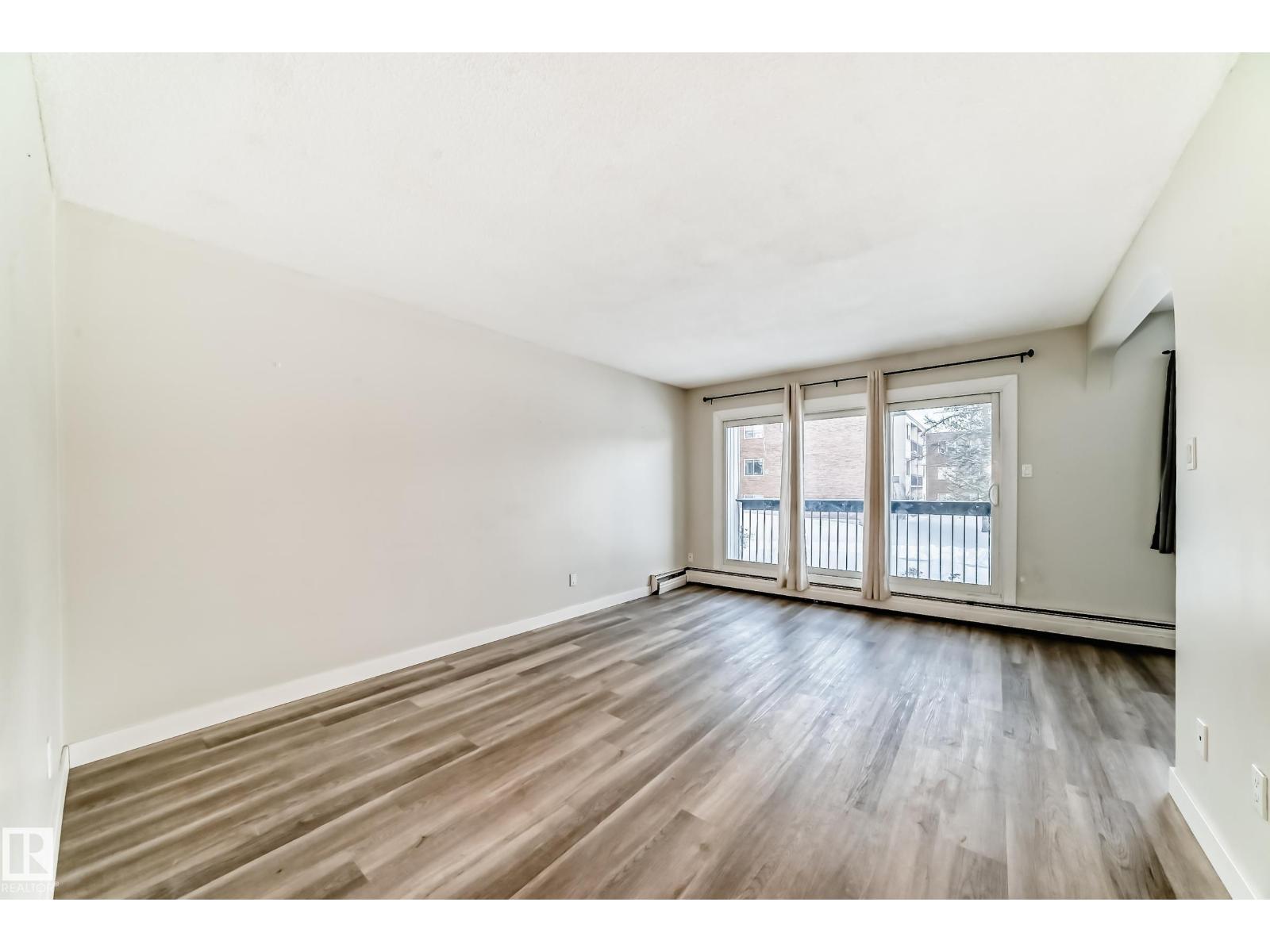 
          204 11420 40 AV NW
            <br/>
            <span>Edmonton</span>
            , 
            <span>AB</span>
             <span>T6J0R5</span>
         - Photo 21