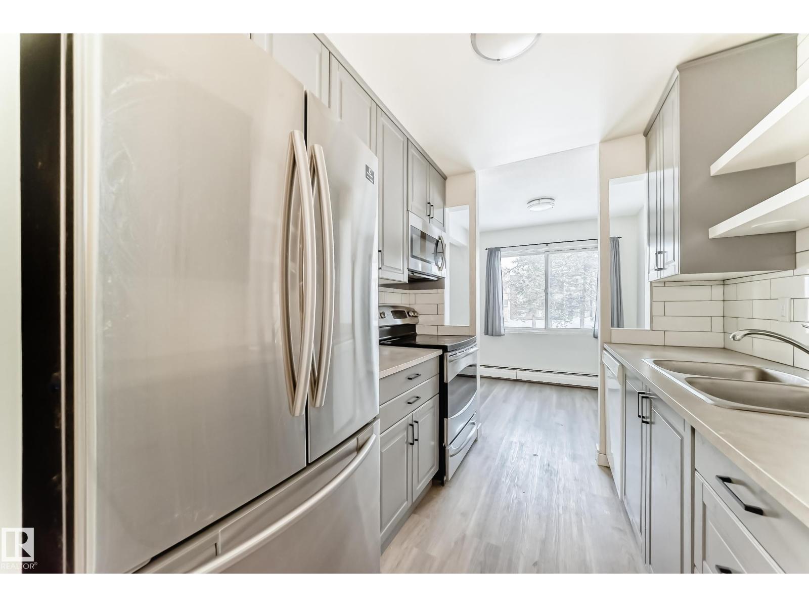 
          204 11420 40 AV NW
            <br/>
            <span>Edmonton</span>
            , 
            <span>AB</span>
             <span>T6J0R5</span>
         - Photo 15