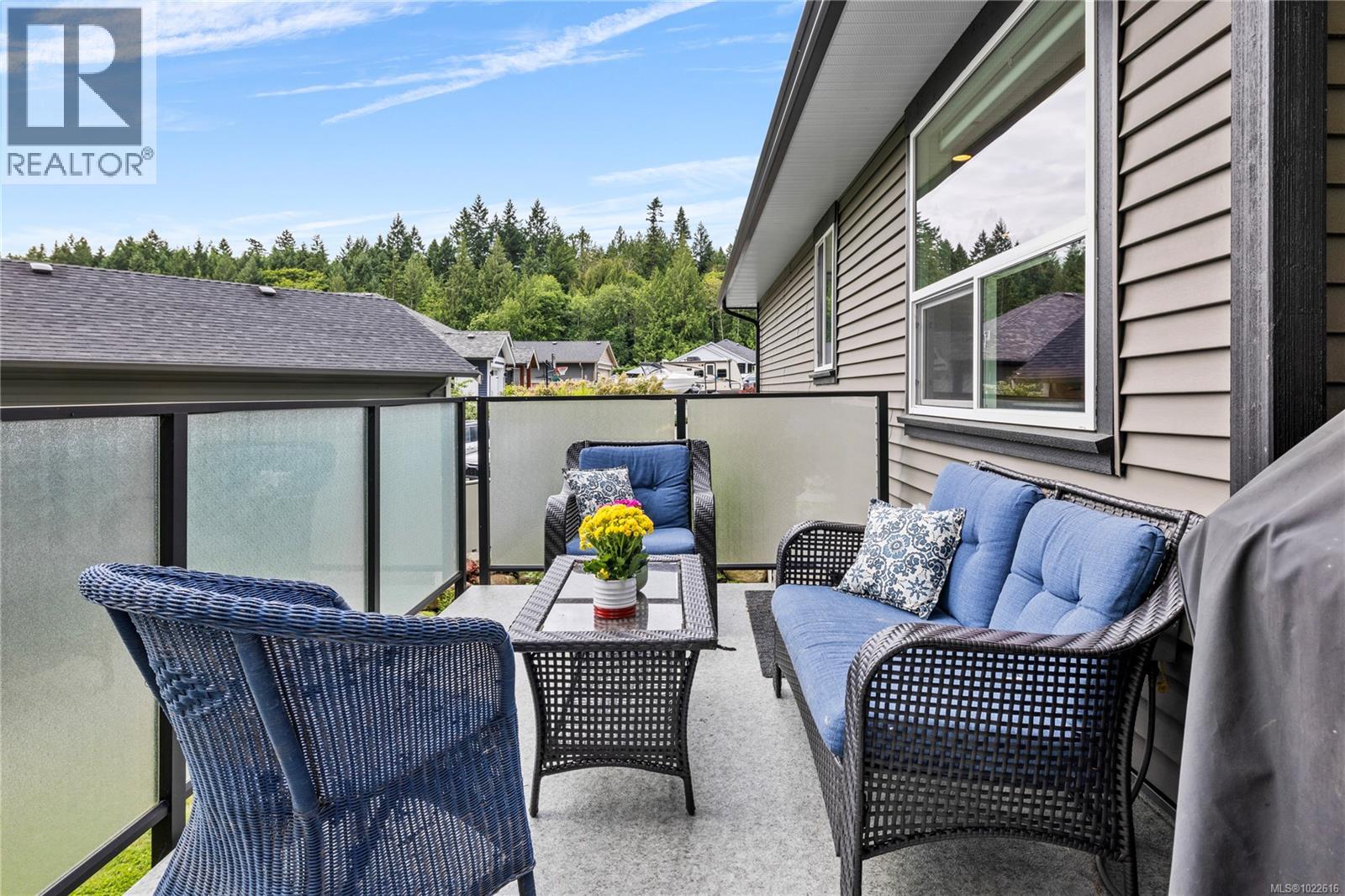 838 Stirling Dr, Ladysmith