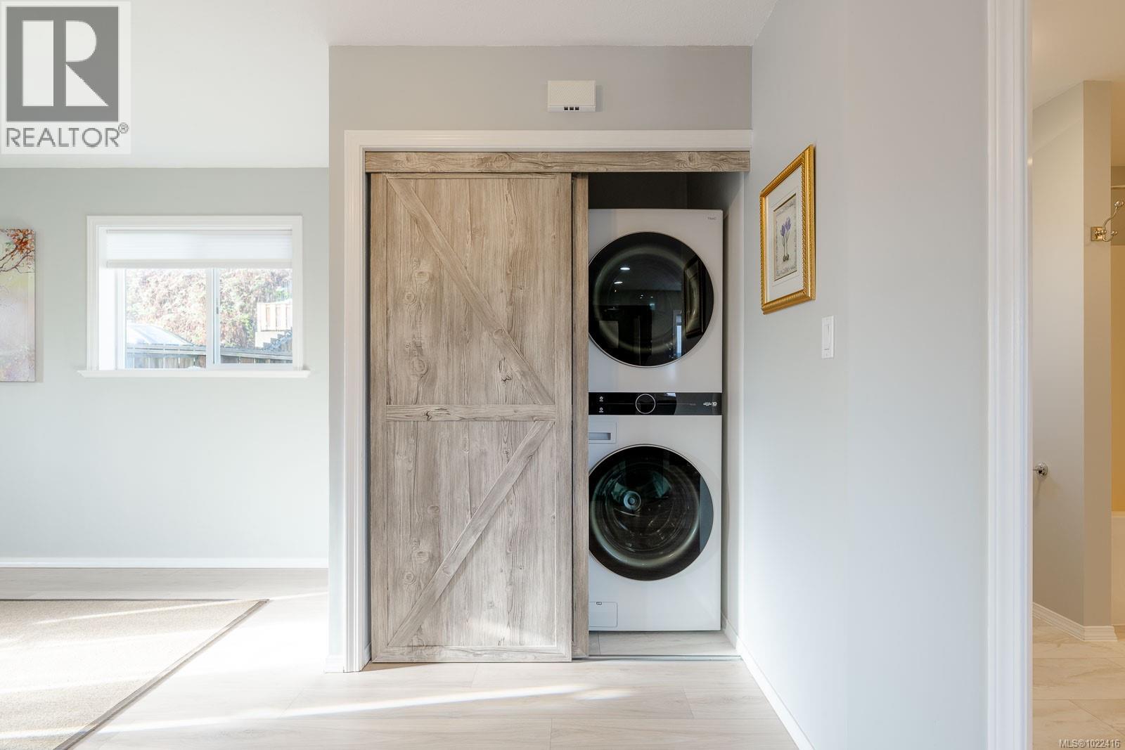 6157 Lakeview Dr, Duncan