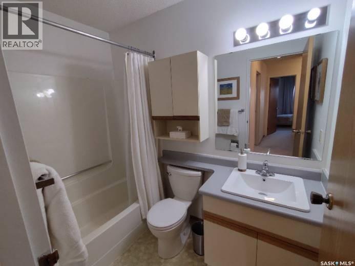 Single Family House Low rise for Sale in  B Heritage LANE Saskatoon 