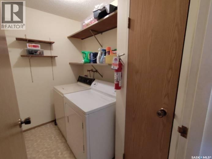 Single Family House Low rise for Sale in  B Heritage LANE Saskatoon 