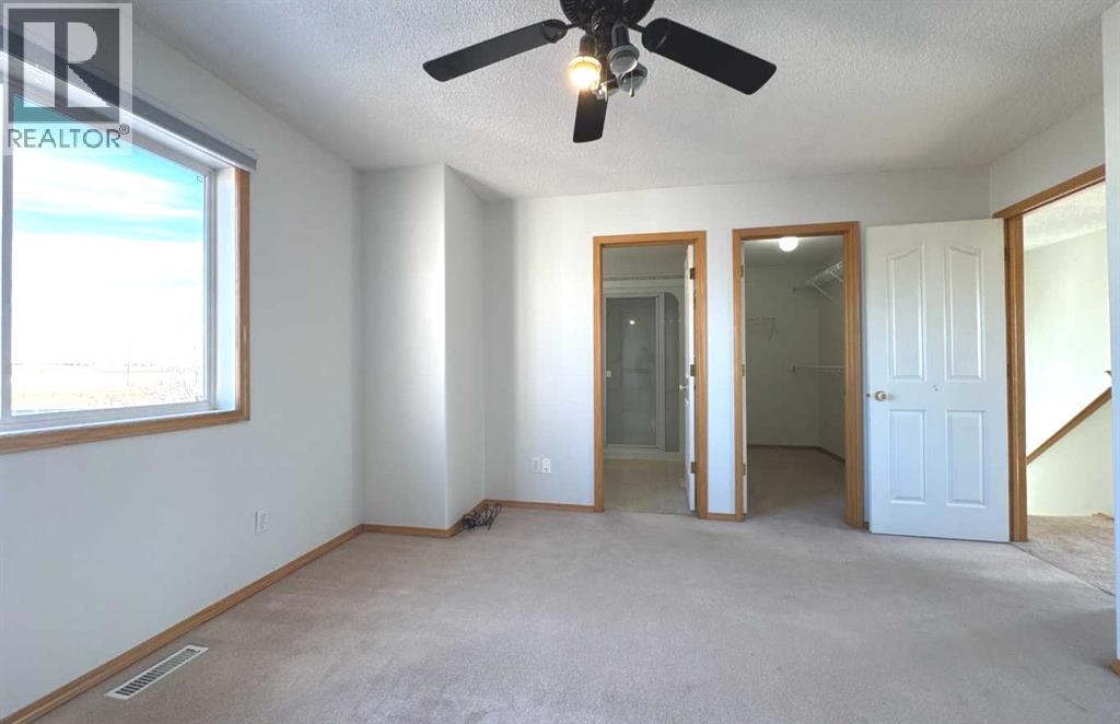 Single Family House for Sale in  Los Alamos Place NE Monterey Park Calgary 