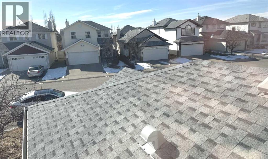 Single Family House for Sale in  Los Alamos Place NE Monterey Park Calgary 