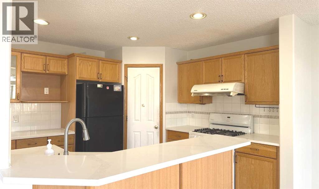 Single Family House for Sale in  Los Alamos Place NE Monterey Park Calgary 