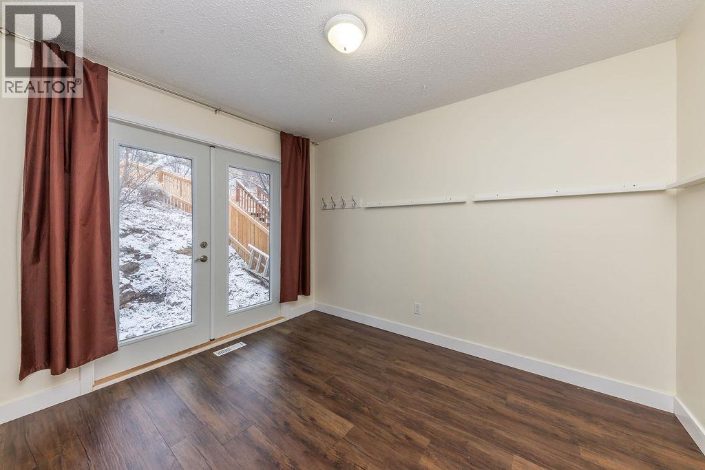 353 WADDINGTON Drive, Kamloops