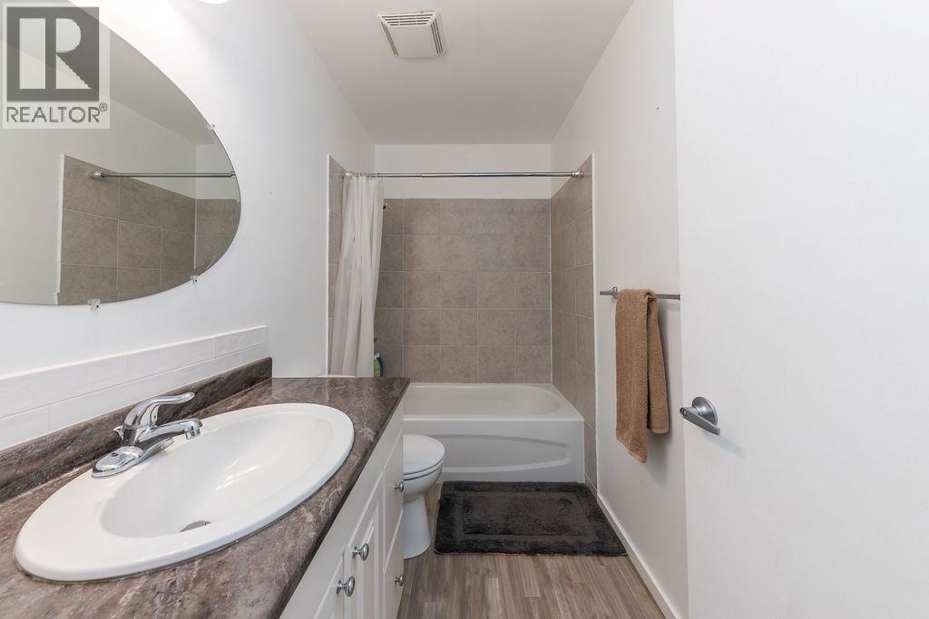 353 WADDINGTON Drive, Kamloops