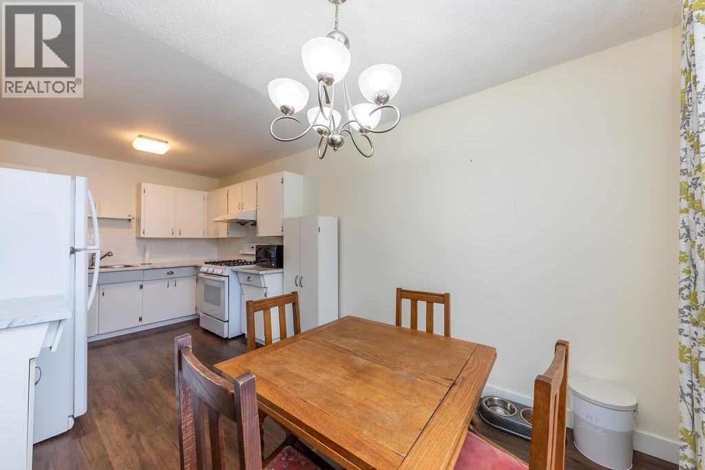 353 WADDINGTON Drive, Kamloops