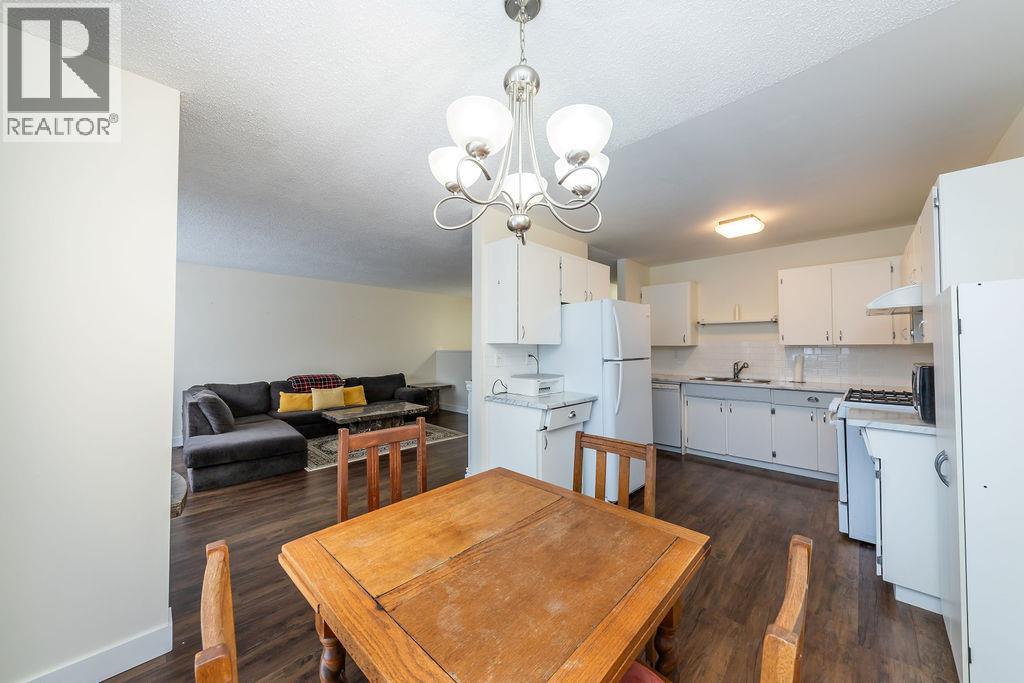 353 WADDINGTON Drive, Kamloops