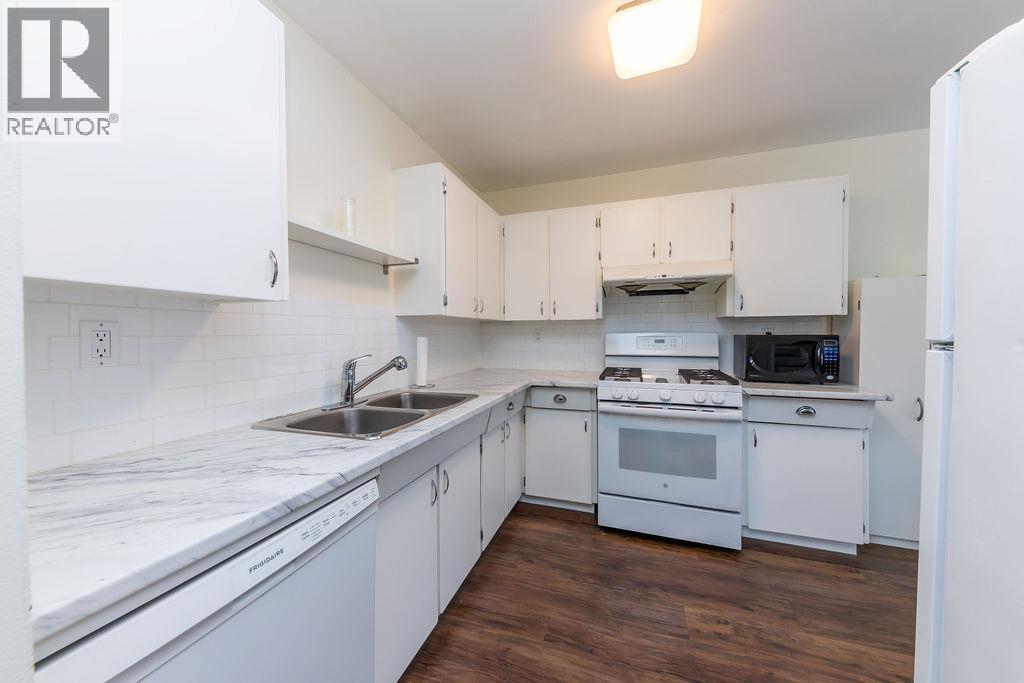 353 WADDINGTON Drive, Kamloops