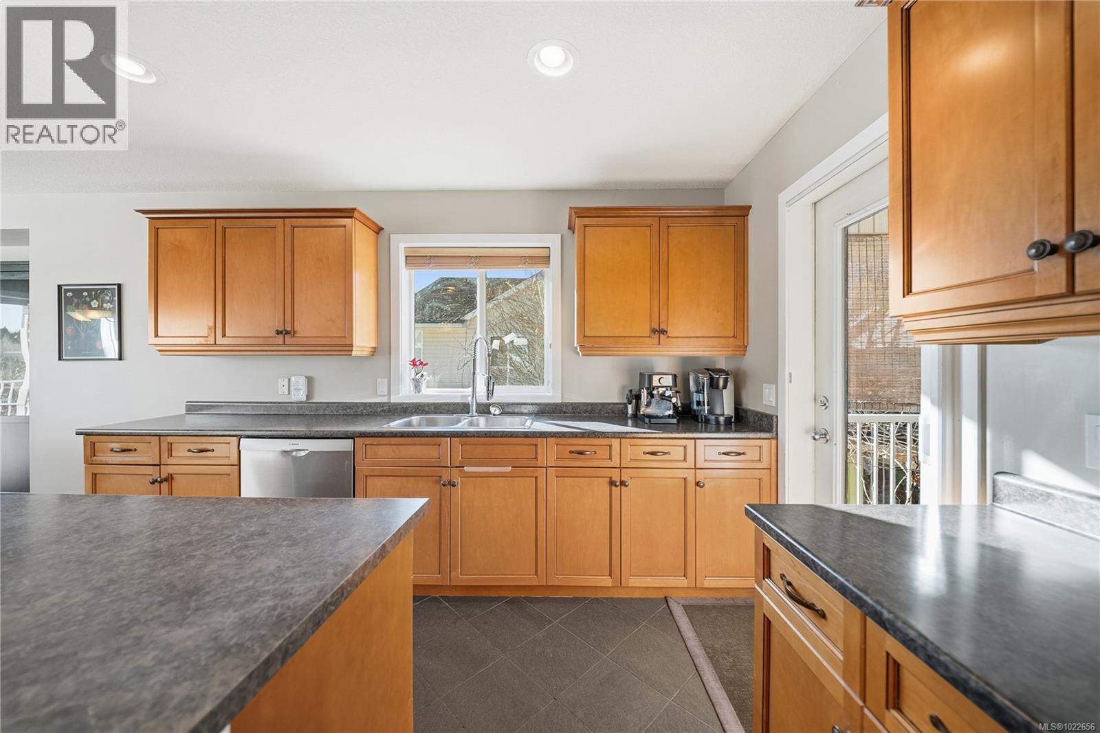 1787 Montana Rd, Nanaimo