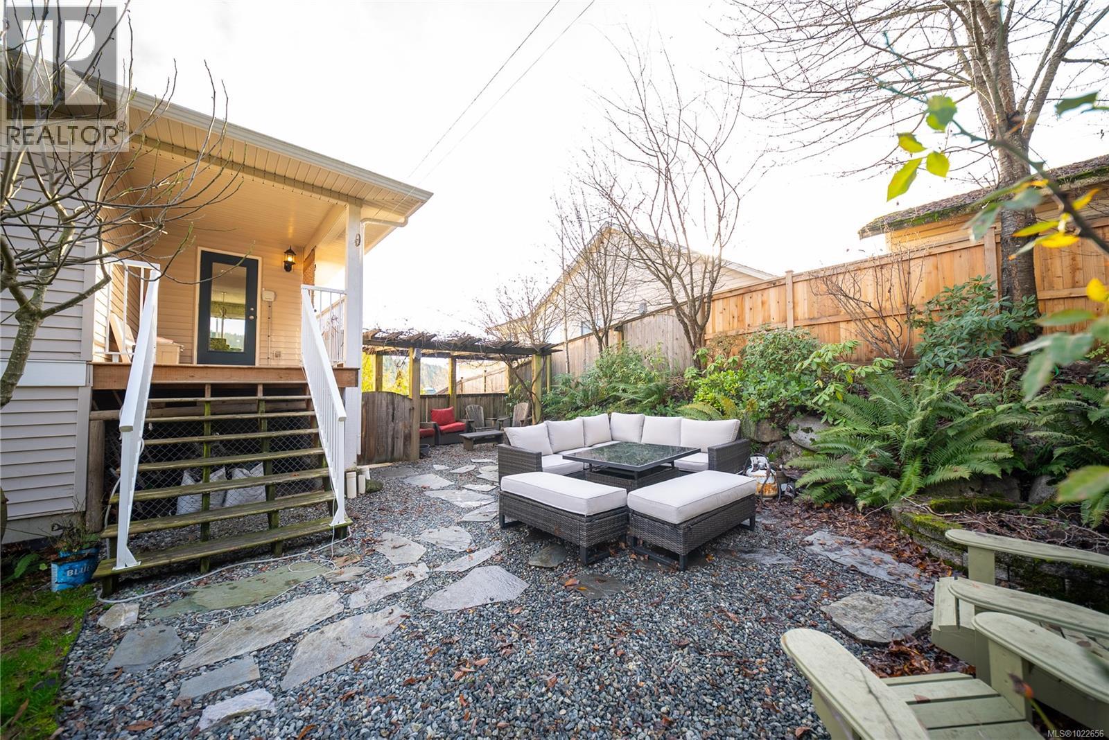 1787 Montana Rd, Nanaimo