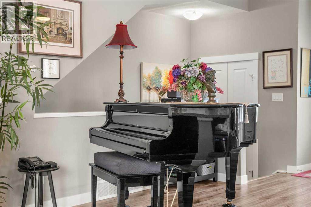 32 Horseshoe Crescent, Cochrane