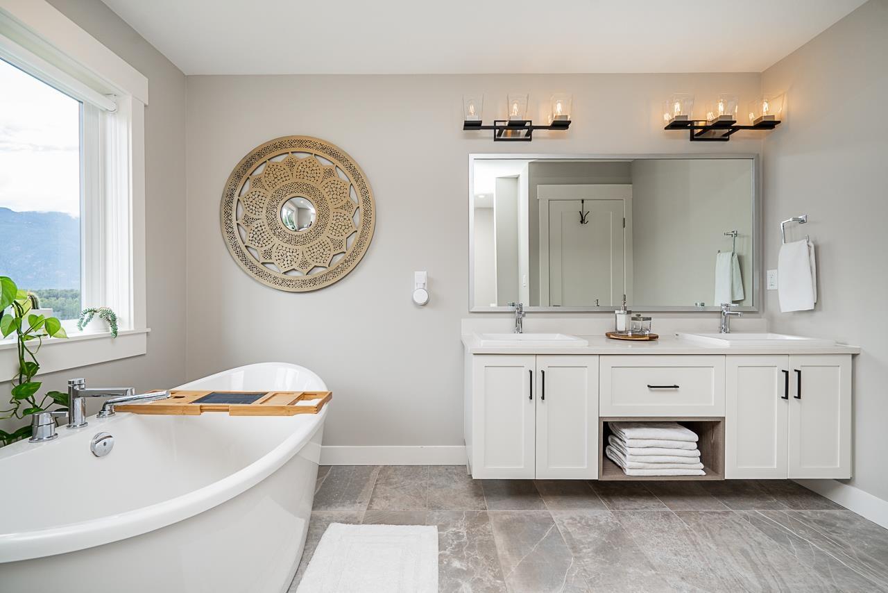 5 43575 CHILLIWACK MOUNTAIN ROAD, Chilliwack Mountain, Chilliwack