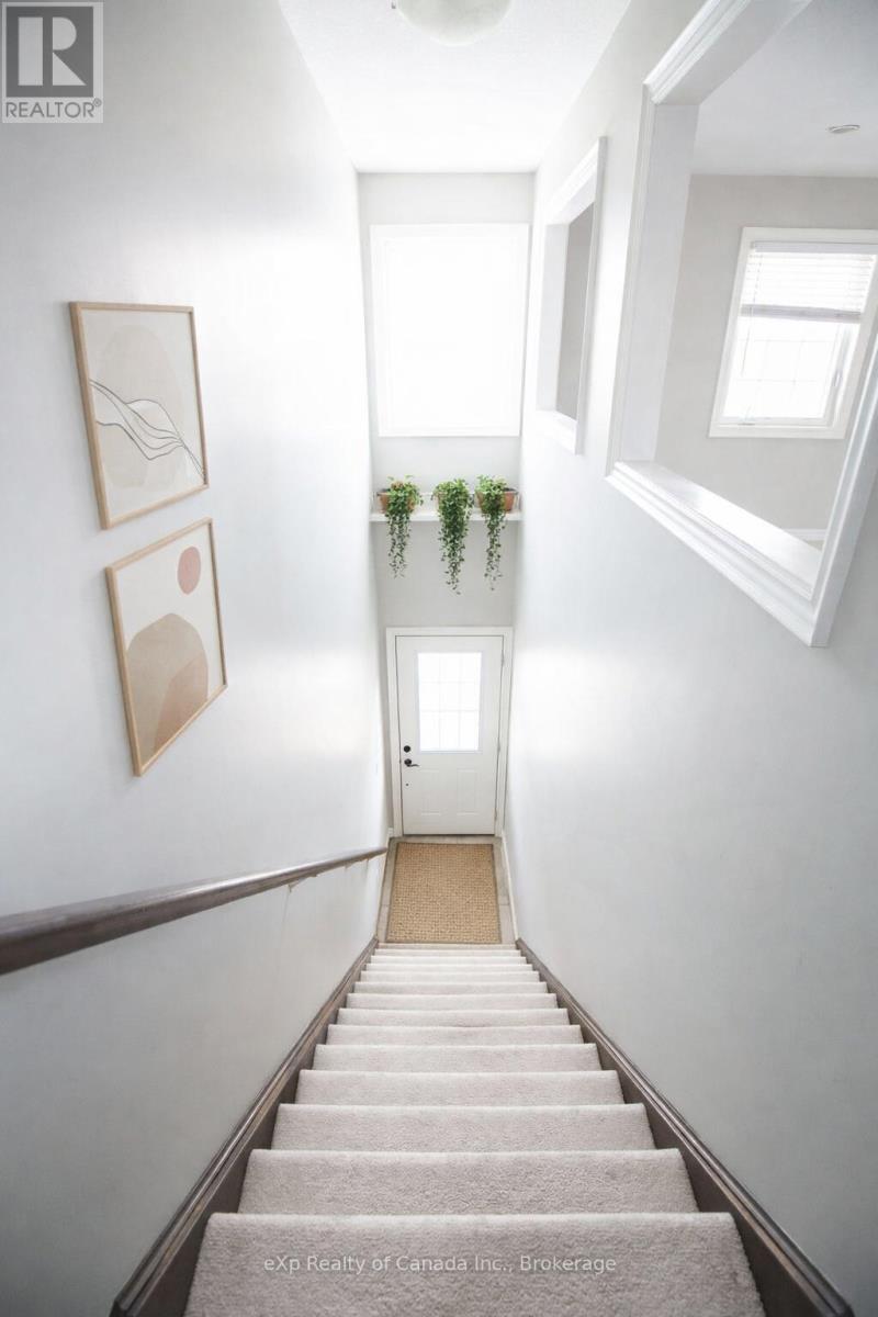 72 - 3320 MEADOWGATE BOULEVARD - Photo 2 of 25, London South (South U), Ontario