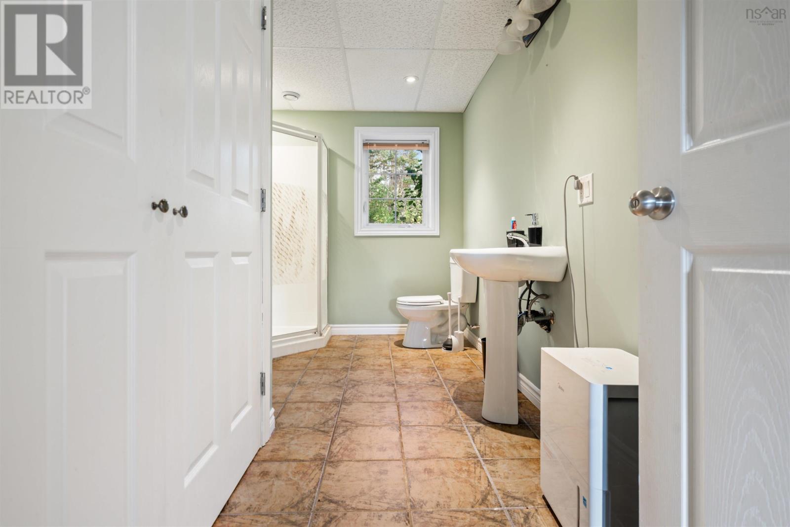 Property 36 of 46 of 3 Maceachern Loop