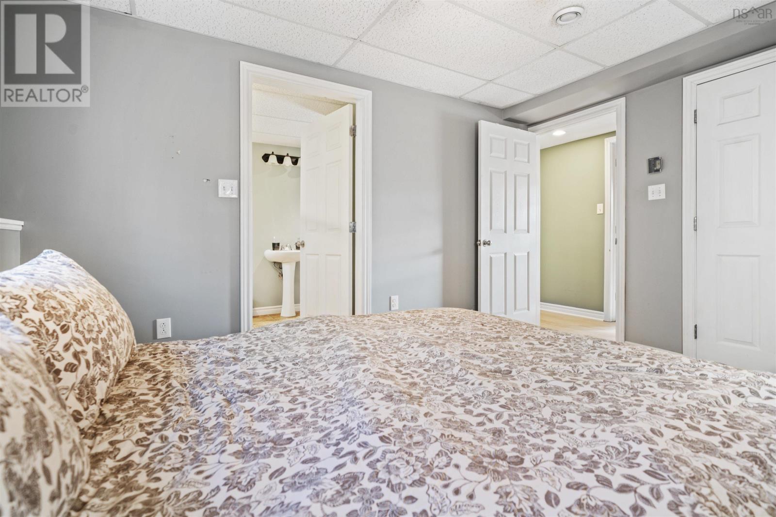 Property 34 of 46 of 3 Maceachern Loop